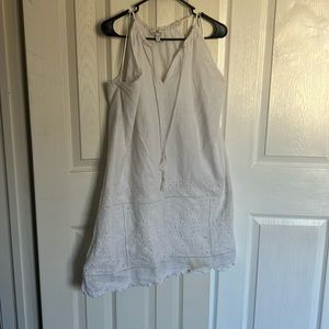 White Vineyard Vines Dress size 16